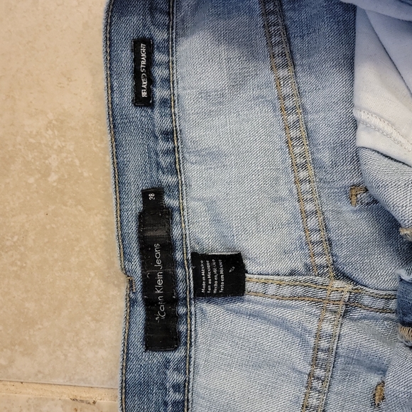 Calvin Klein Relaxed Straight Jeans, size 38 - Picture 2 of 4